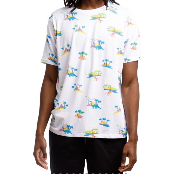 Free Planet Other - New Free Planet Jurassic Palms Print T-Shirt Small